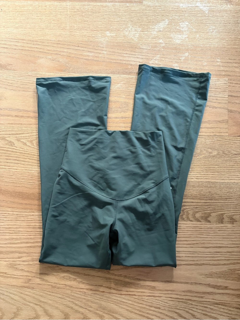 Old navy maternity flare leggings